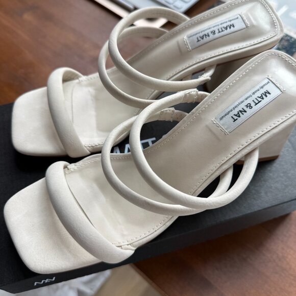 LINO Women's Vegan Heels - OFF WHITE / 39 - NEW - Picture 4 of 5